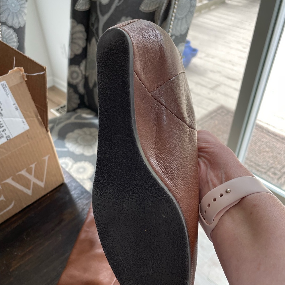 Boots - Picture 5 of 6